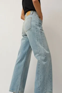 Slim Lasso Jean in Super Light Vintage
