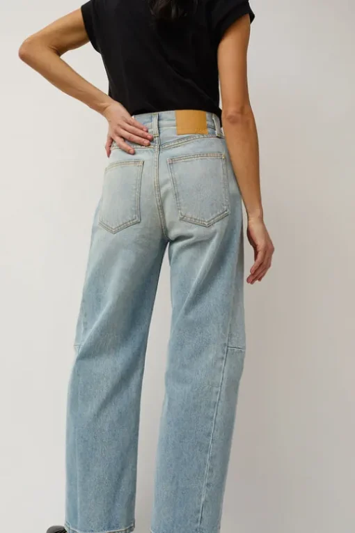 Slim Lasso Jean in Super Light Vintage