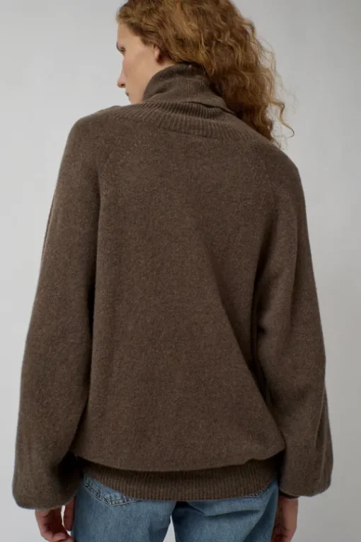 Soar Turtleneck in Teak Brown