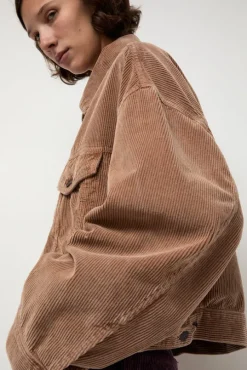 Spencer Jacket in Beige