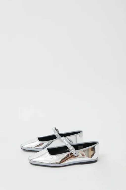 Square Toe Mary Jane in Silver Mirror