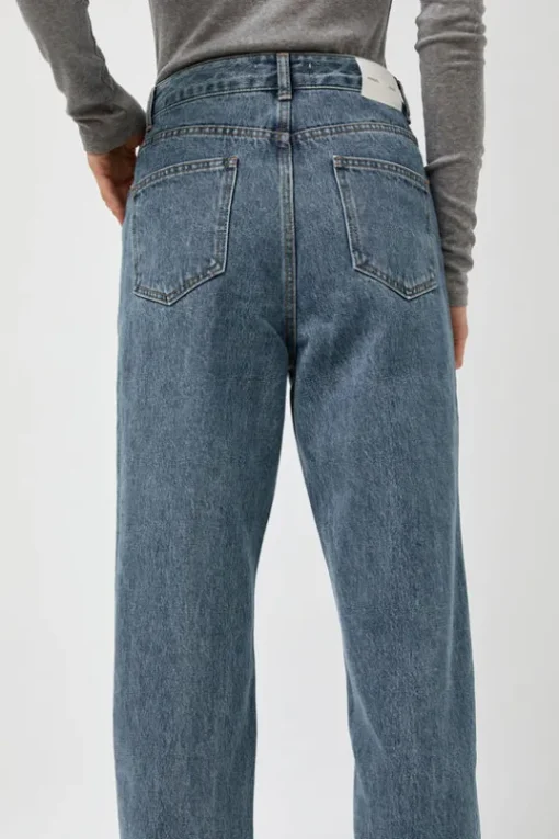 Straight Fit Denim in Mid Blue