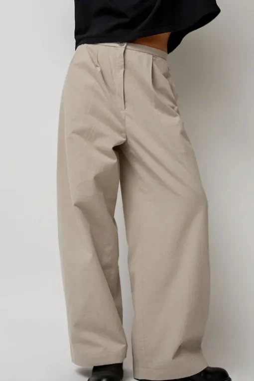 Straight Trousers in Cement