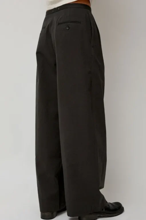 Straight Trousers in Dark Grey