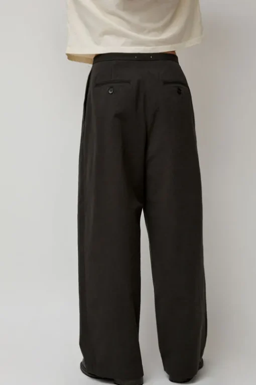 Straight Trousers in Dark Grey