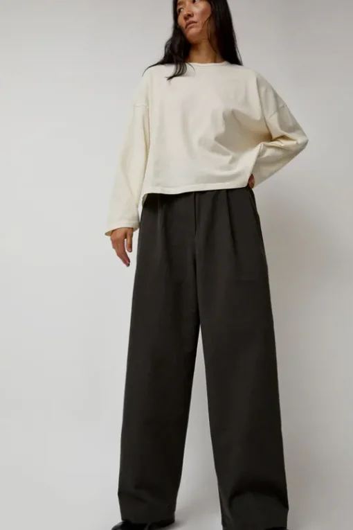 Straight Trousers in Dark Grey