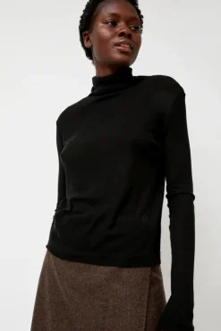 Thin Ribbed Roll Neck Top in Black