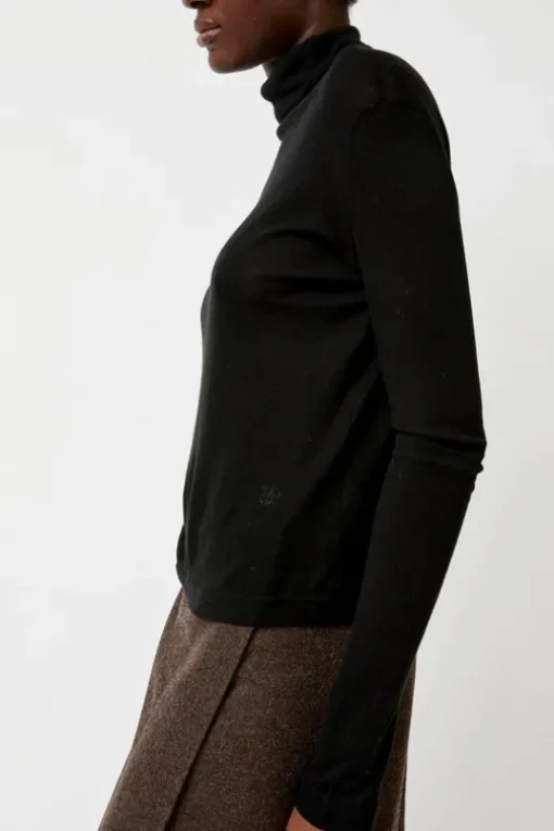 Thin Ribbed Roll Neck Top in Black
