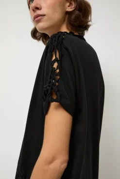 Tosh Tee in Black