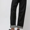 5851 Trainer in Black
