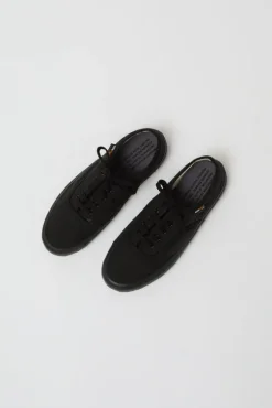 5851 Trainer in Black