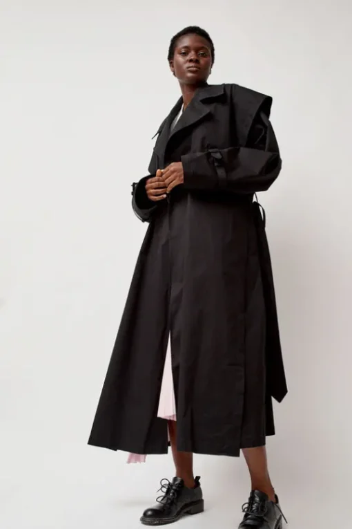 Trench Coat in Black