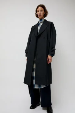 Trigonal Fall Coat in Charcoal