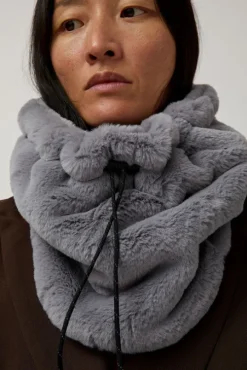 Tube Scarf in Alloy
