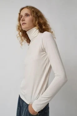 Turtleneck in Undyed