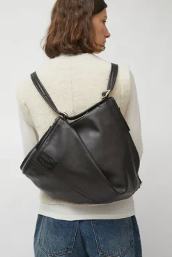 Twisterette Convertible Bag in Black