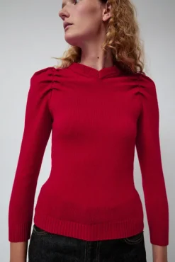 Victoria in Red