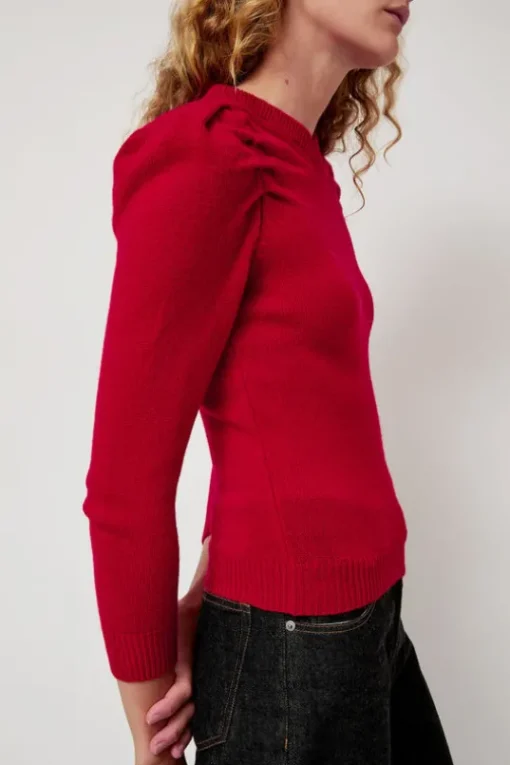 Victoria in Red