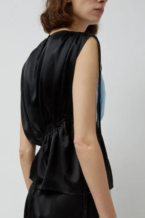 Viola Top in Crystal Blue