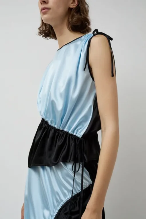 Viola Top in Crystal Blue