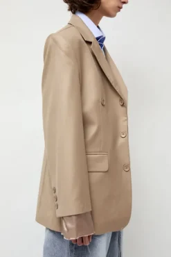 Virgin Wool Single Breasted Blazer in Beige