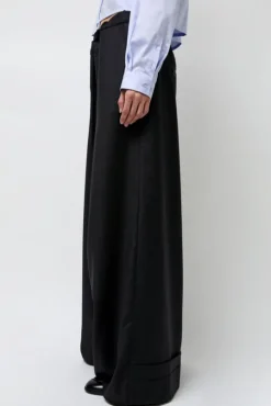 Virgin Wool Tailored Shared Pants in Black