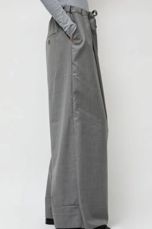 Virgin Wool Tailored Shared Pants in Gray