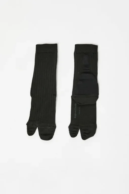 Viscose Tabi Socks in Black