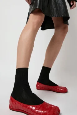 Viscose Tabi Socks in Black