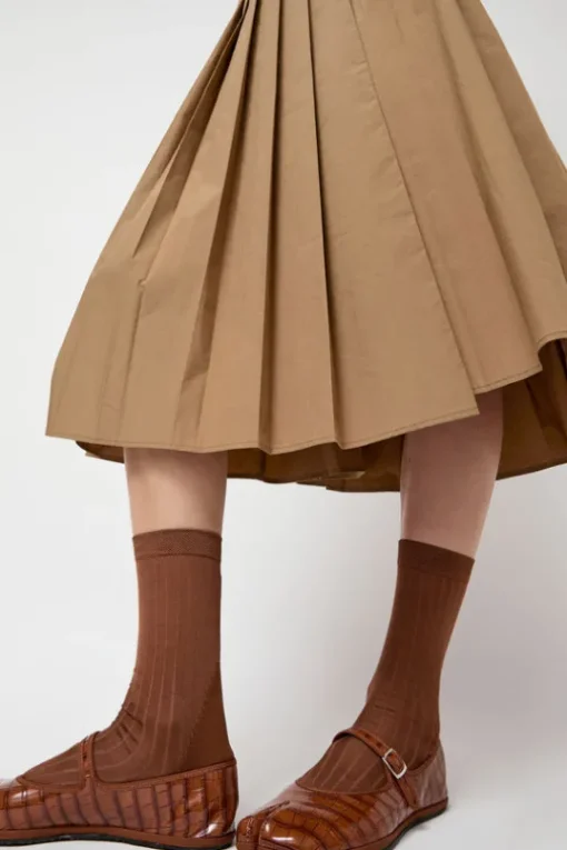 Viscose Tabi Socks in Camel