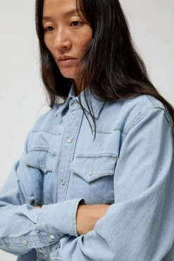 Washed Denim Western Shirt in Washed Light Blue
