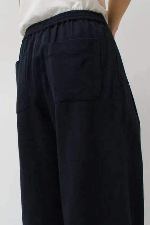 Wes Pleat Pant in Black Warp and Indigo Weft