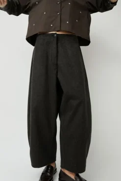 Wool Curved Pants in Java