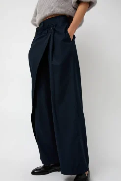 Wool Wrapped Slacks in Navy