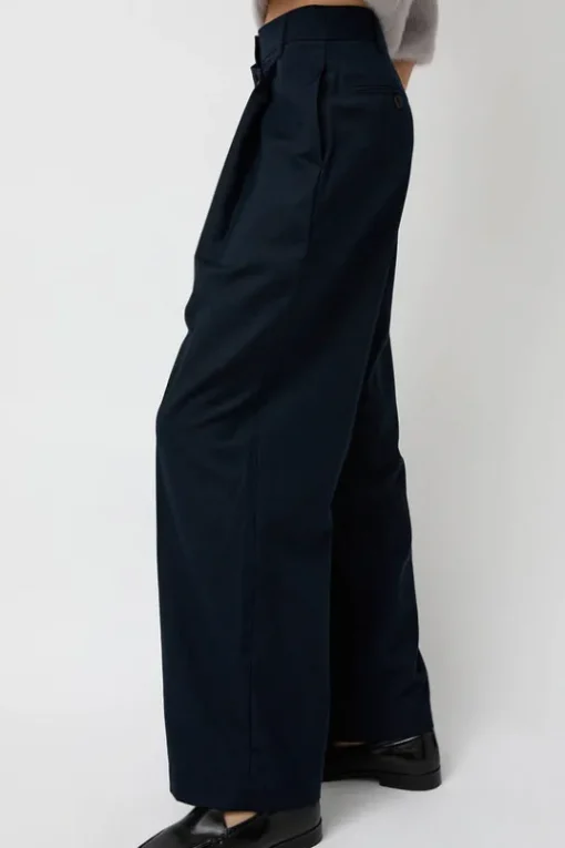 Wool Wrapped Slacks in Navy