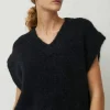 Yume Vest in Black